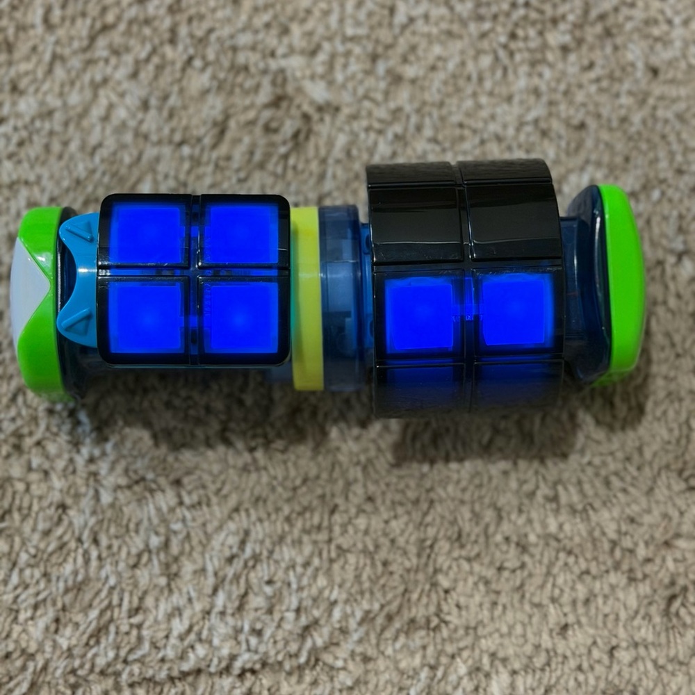 Bop It! Handheld Game - Picture 4 of 5